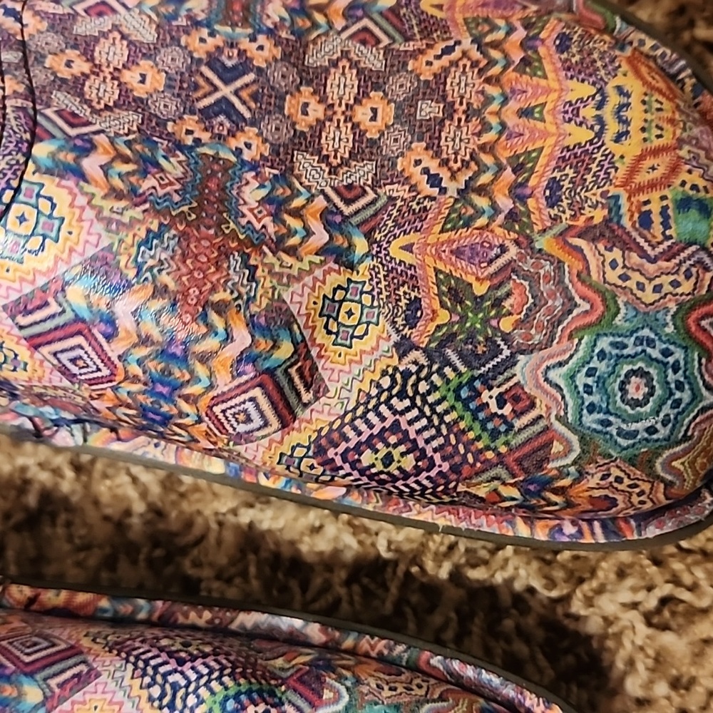 Shoes - Picture 3 of 3